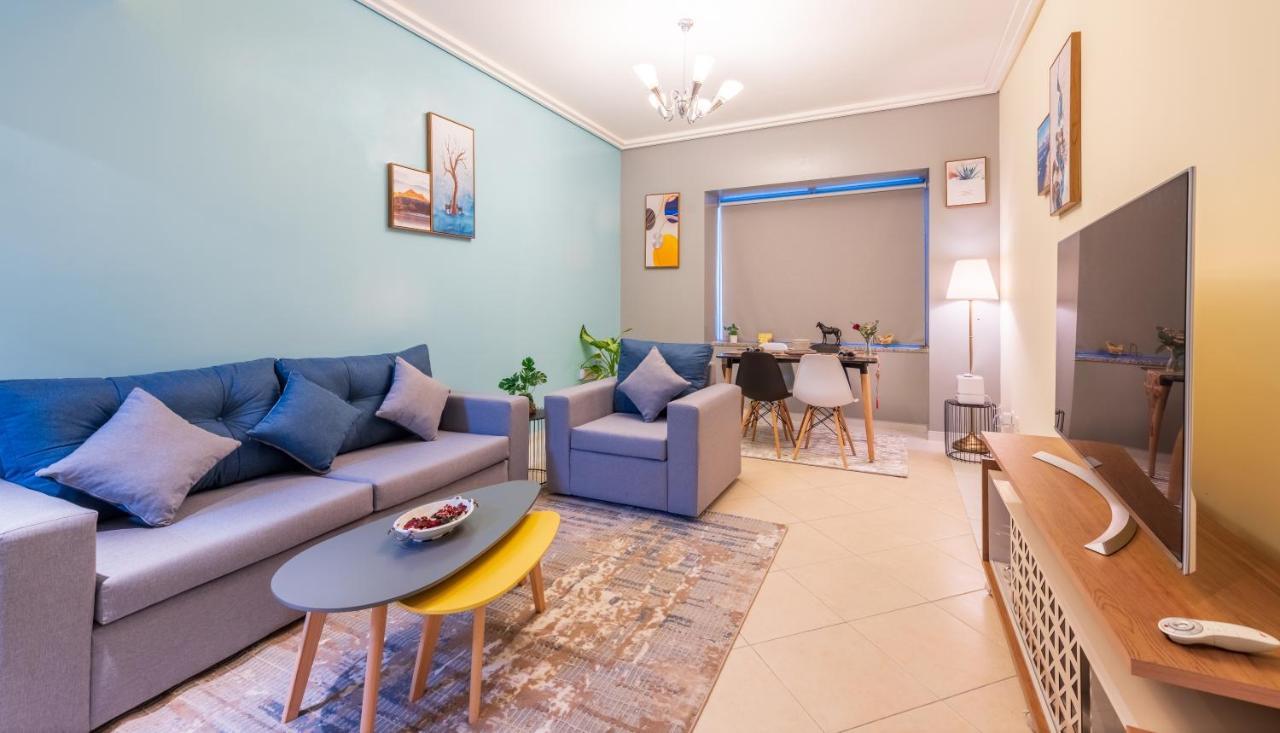 דובאי Trinity Holiday Homes - Sheikh Zayed Road Near To Financial Center Metro Station מראה חיצוני תמונה