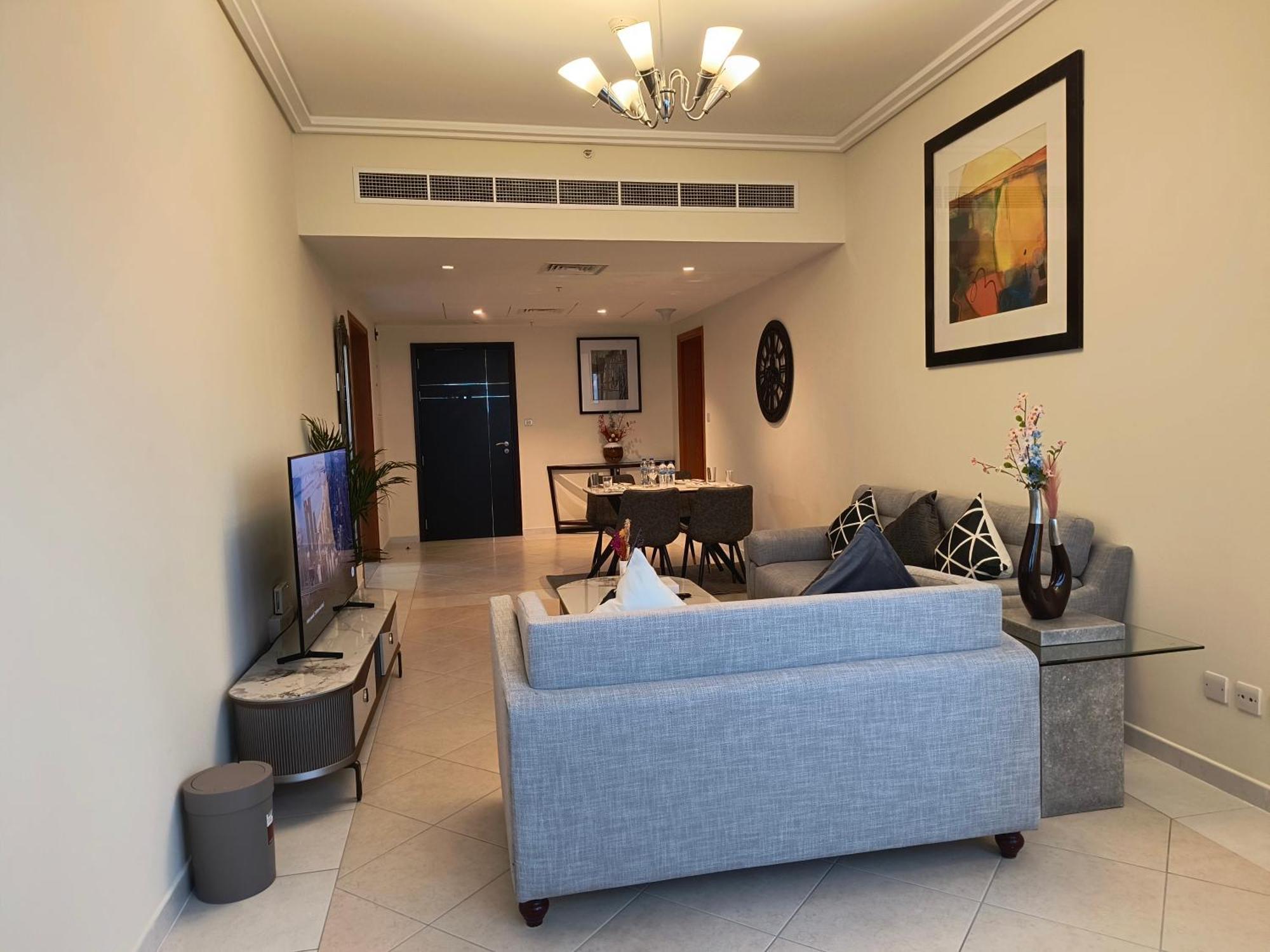 דובאי Trinity Holiday Homes - Sheikh Zayed Road Near To Financial Center Metro Station מראה חיצוני תמונה