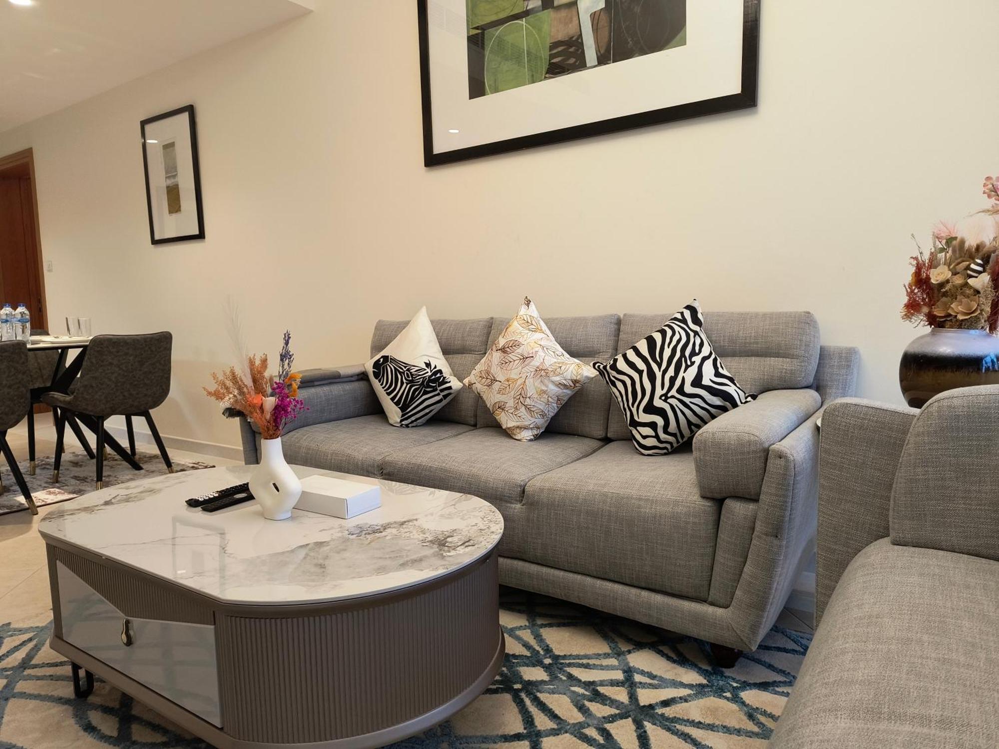 דובאי Trinity Holiday Homes - Sheikh Zayed Road Near To Financial Center Metro Station מראה חיצוני תמונה