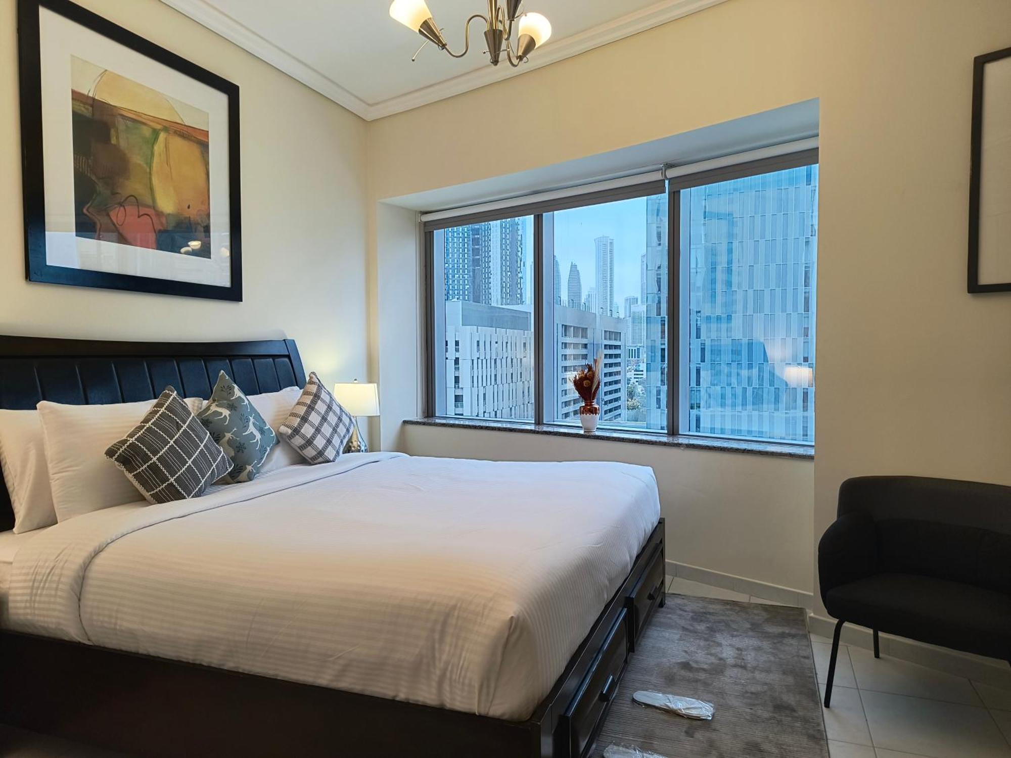 דובאי Trinity Holiday Homes - Sheikh Zayed Road Near To Financial Center Metro Station מראה חיצוני תמונה