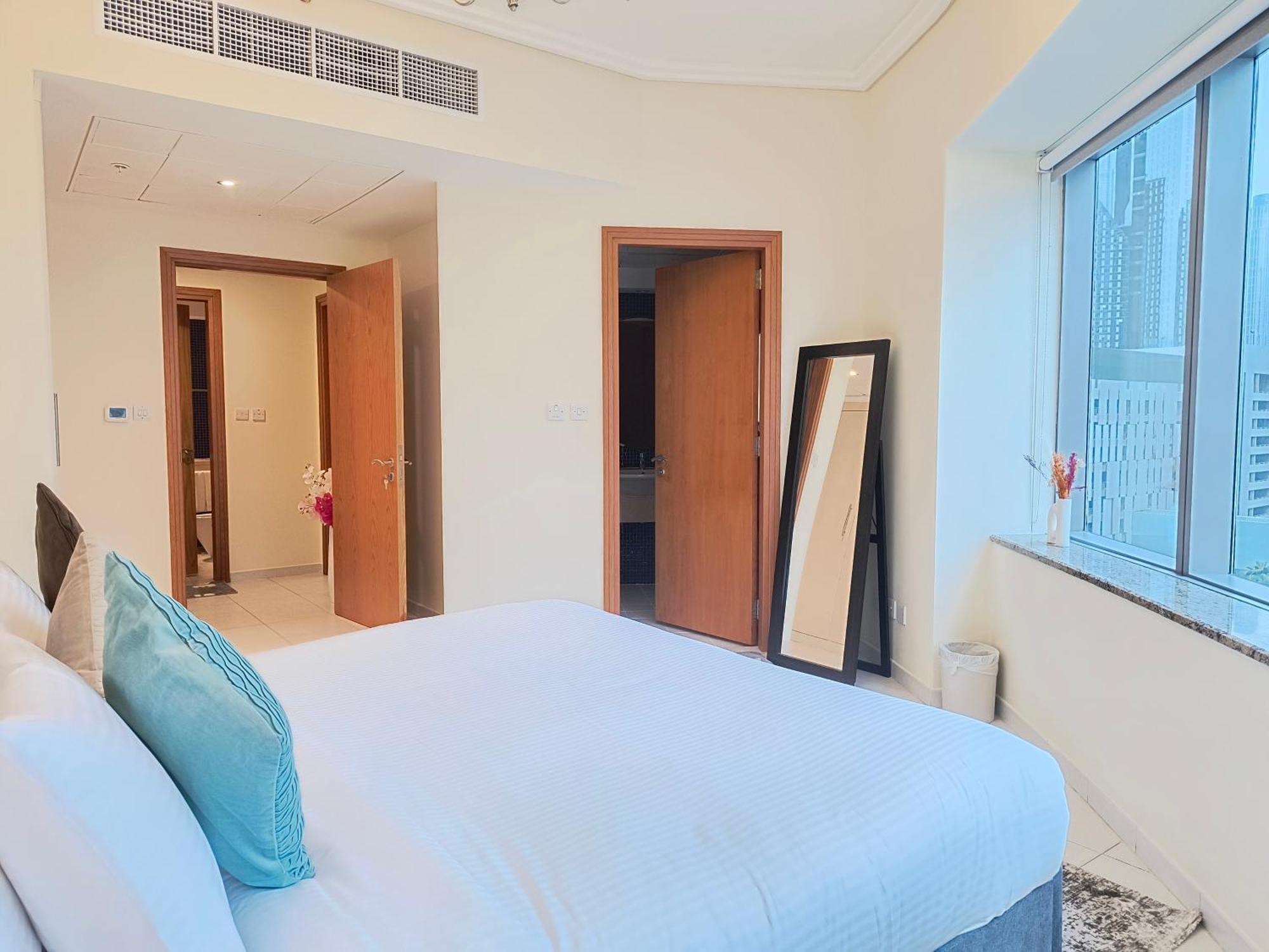 דובאי Trinity Holiday Homes - Sheikh Zayed Road Near To Financial Center Metro Station מראה חיצוני תמונה