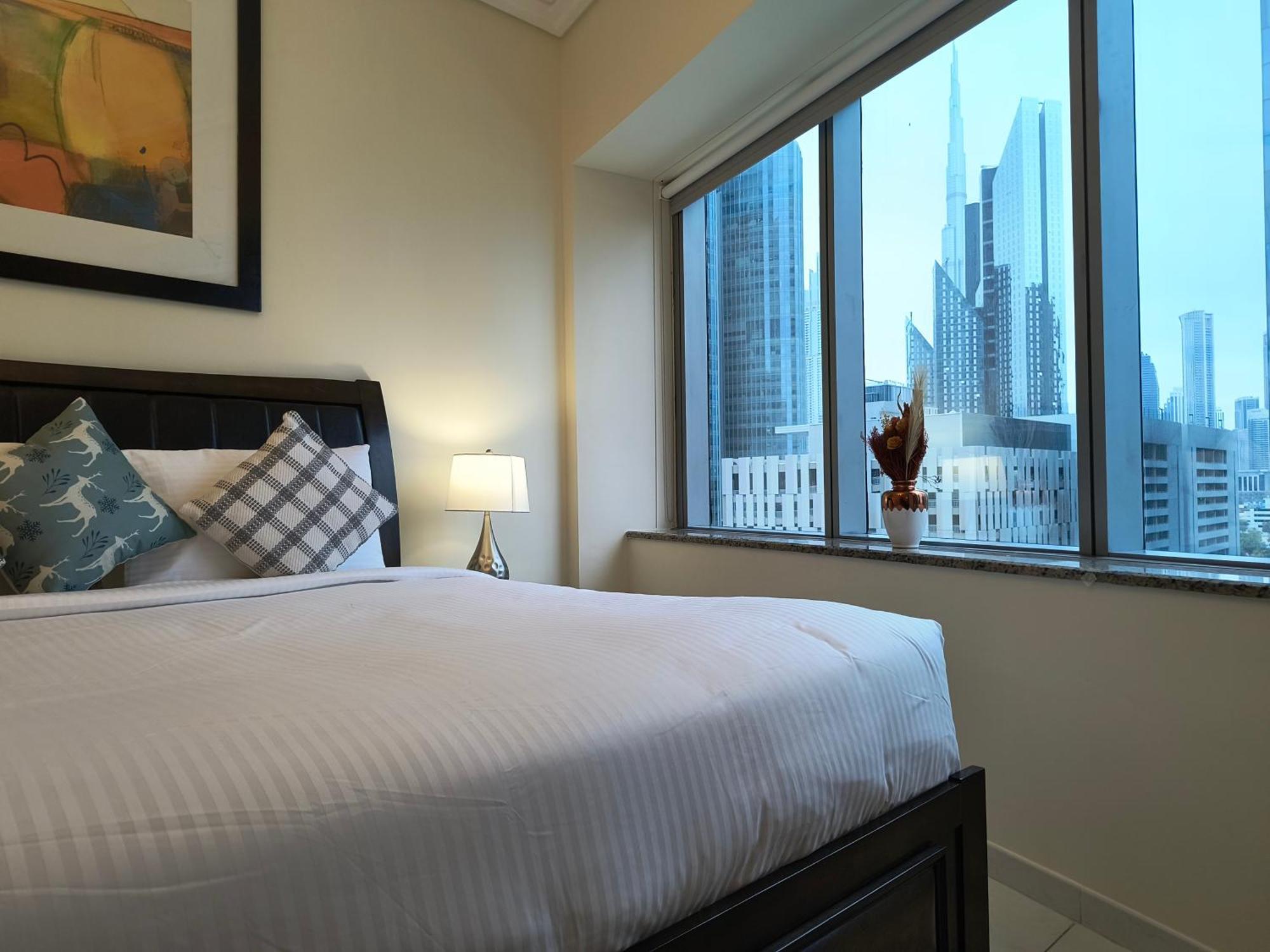 דובאי Trinity Holiday Homes - Sheikh Zayed Road Near To Financial Center Metro Station מראה חיצוני תמונה